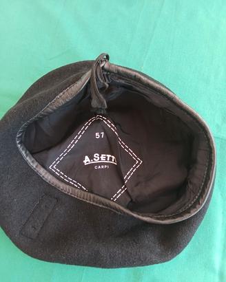 basco nero militare 