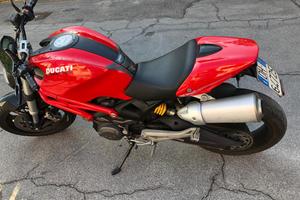 Ducati moster 696