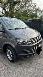 Furgone Transporter passo lungo cambio dsg