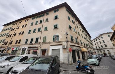 3 LOCALI A LIVORNO