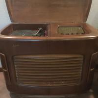 Radio giradischi Magnadyne 