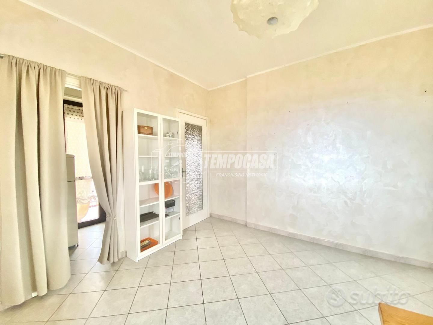 Apartment in Ciriè - More