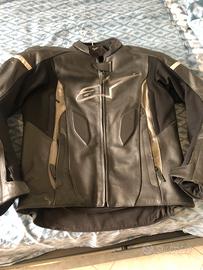 Giubbotto moto con protezione