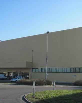Immobile di 1000 m² con 4 locali a Castenedolo