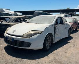 Renault Laguna Coupé incidentata motore 105mila