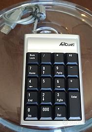 Tastierino Numerico a 19 Tasti con attacco USB