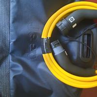 cavi originali per auto elettriche ricarica colon