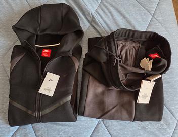 tuta completa Nike Tech Fleece pro 