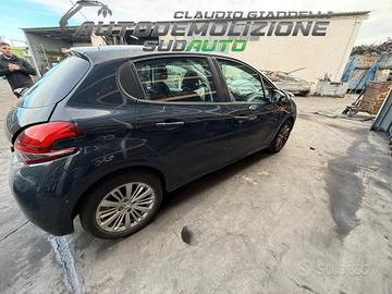 RICAMBI USATI PEUGEOT 208 2018 MOTORE HM03