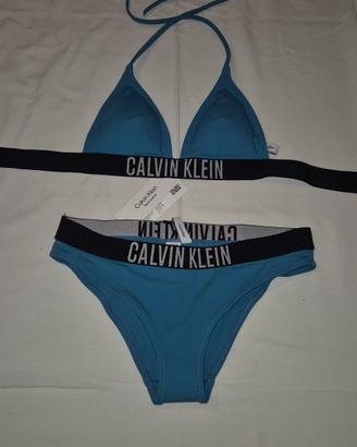 costume Calvin klein
