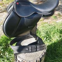 Attrezzatura per equitazione