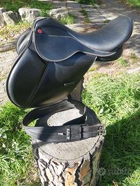 Attrezzatura per equitazione