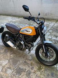 Ducati scambler 800