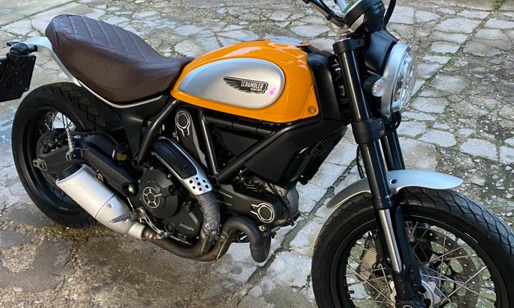 Ducati scambler 800