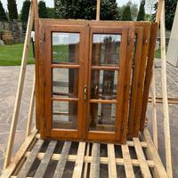 Finestre e finestrone in legno castagno