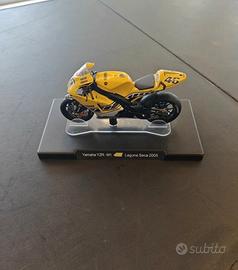 Yamaha YZR-M1 Valentino Rossi - Laguna Seca 2005