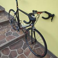 Bicicletta in carbonio SRAM Red