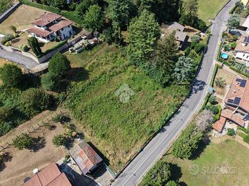 TER. RESIDENZIALE A FORESTO SPARSO