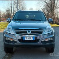 Ssayong Rexton 2.0 disel 7 posti Automatico
