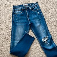 Jeans uomo strappati