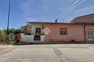 CASA SEMINDIPENDENTE A OLBIA