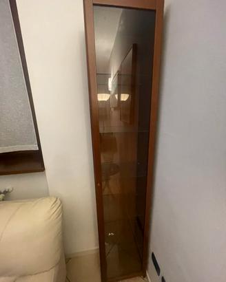 vetrinetta in legno e vetro
