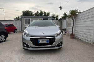 Peugeot 208 PureTech 82 5 porte Allure