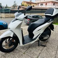 HONDA SH 125 PASSAGGIO GARANZIA TAGLIANDO INCLUS
