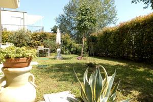 Appartamento con grande giardino