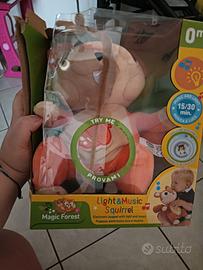 scoiattolo interattivo chicco