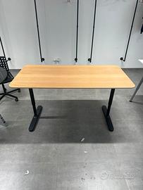 Scrivania ikea 160 x 80 cm gambe regolabili