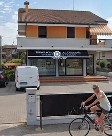 Locale Commerciale Torri di Quartesolo Via Roma