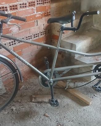 Tandem Estée Lauder.