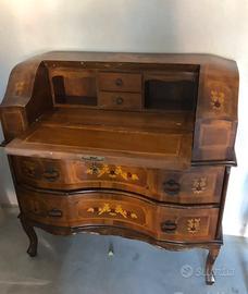 Cassettiera secretaire antico a ribalta e intarsi