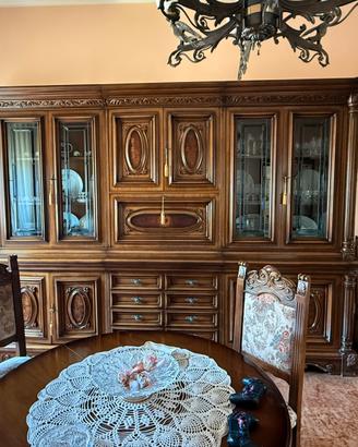 Soggiorno di pregio legno massello