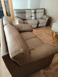 Divano in pelle 
