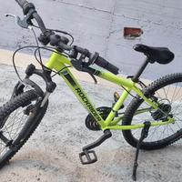 bicicletta rockrider st500 da ragazzo