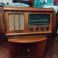 radio antica in legno