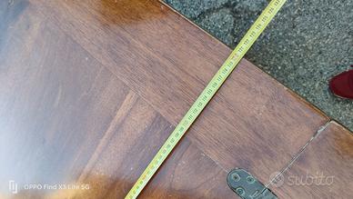 Tavolo inizio 900 in noce massello