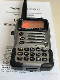 Ricetrasmettitore yaesu VX-7R Leggere bene.