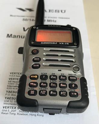 Ricetrasmettitore yaesu VX-7R Leggere bene.