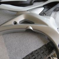 Suzuki Gladius 650 2010 fianchetti laterali