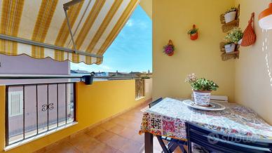 Trivano con veranda e ascensore
