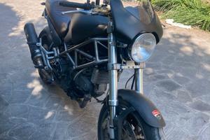 Ducati Monster 900cc