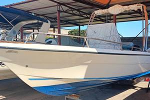 Petteruti 19 open pck Mercury F115 - CVT Nautica