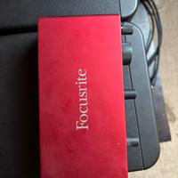 Scheda Audio FocusRite 2i2