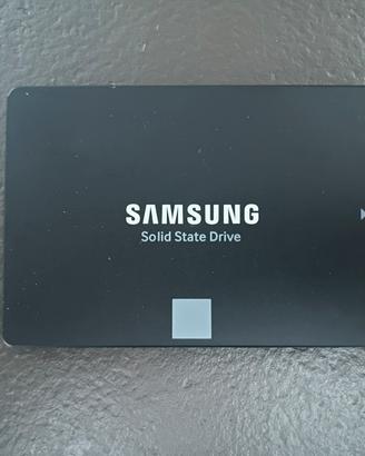 SSD 250 gb Sata3 da 2.5 “