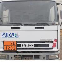 Camion per trasporto gasolio