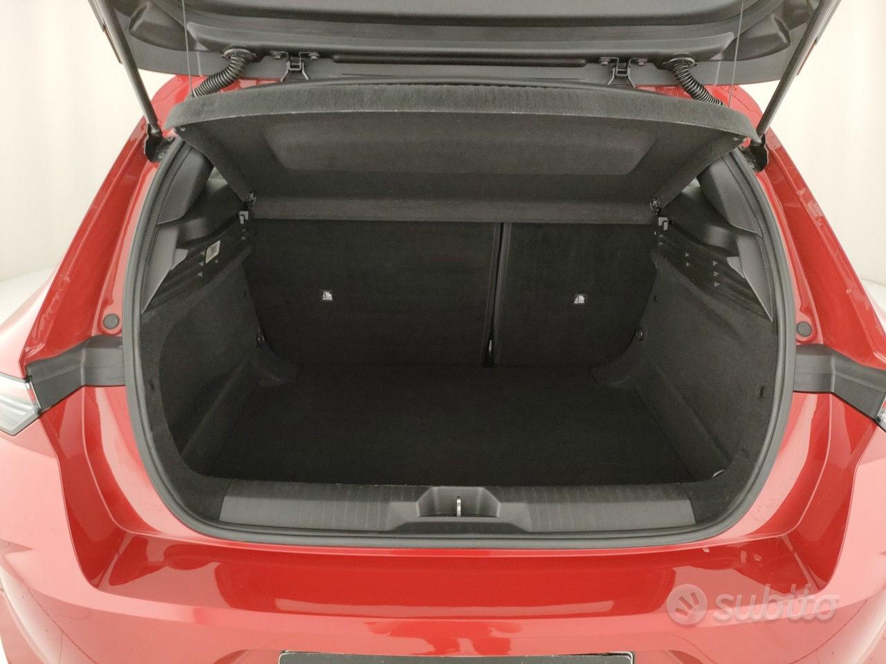 Opel Astra 2023 photo 4