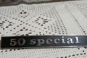 logo vespa 50 special 